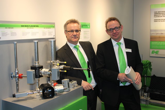 Am Messestand von E+E Elektronik aus Engerwitzdorf.