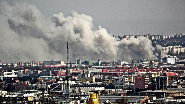 Lagerhalle mit 600 Quadratmetern in Vollbrand