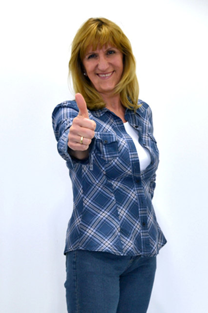 Frau Atzler glücklich mit Ihrer neuen Figur!