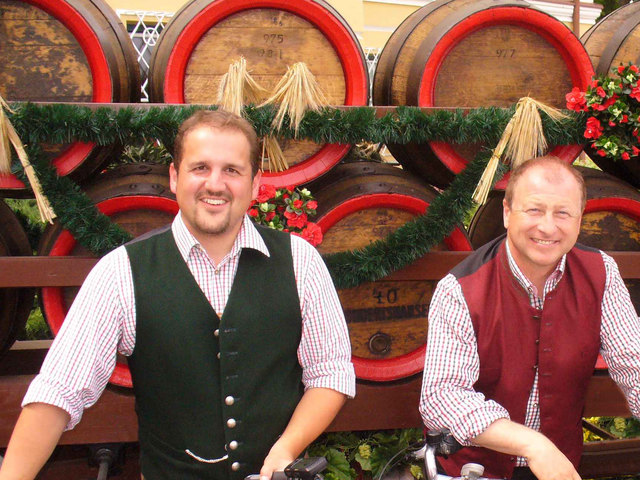 Matthias Schnaitl und Harry Prünster laden zum Bierfest 2013 (Foto: Sandy Reindl)