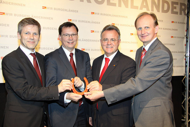 Der frühere Minister Norbert Darabos (2.v.l.) führt die SPÖ-Liste für das Süd- und Mittelburgenland an. | Foto: SPÖ