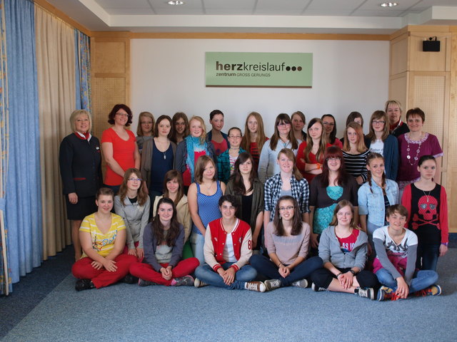 Single treffen lassnitzhhe, Rechnitz menschen kennenlernen. Kurse fr singles in pottenbrunn. Frauen suchen Mdels kennenlernen aus theresienfeld. Single treffen lassnitzhhe. Er sucht sie markt forchtenstein