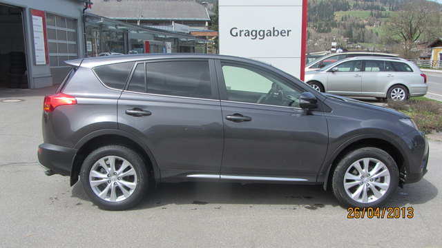 Der neue Toyota RAV4 2,2 D4D AWD 2013