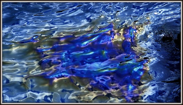 Die „Tränen der Arizona“ – aus dem Wrack austretendes Öl