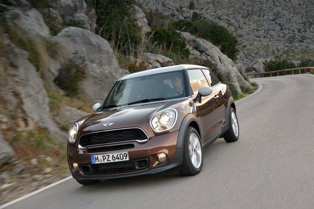 Der Mini Cooper D Paceman ALL4 kommt – zumindest vorwärts – sehr gut in die Gänge und macht ganz sicher seinen Weg. | Foto: Mini Cooper