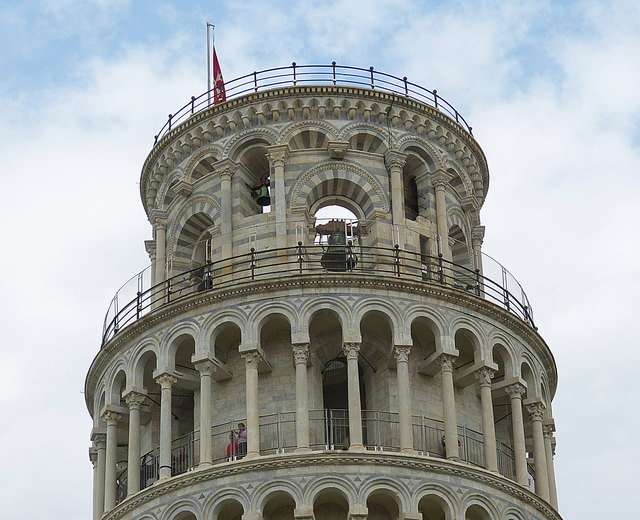 Turm mit sieben Glocken