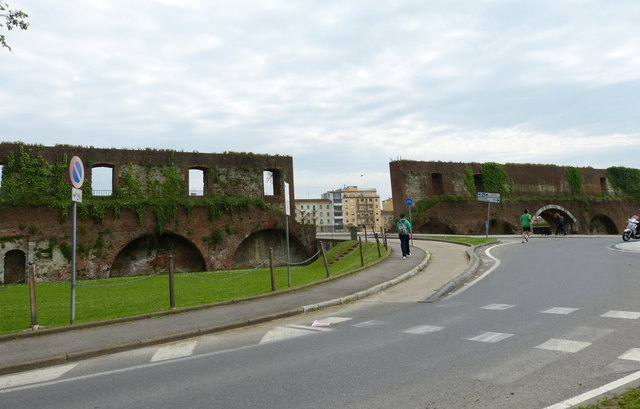 Reste der alten Stadtmauer