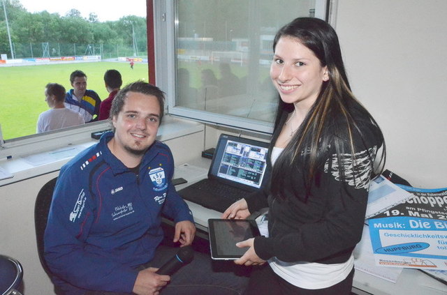 In der Pöllauer Sprecherkabine wurde im Duo perfekte Arbeit geleistet. | Foto: KK