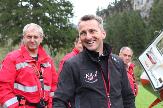 li.: Oli Klien, re.: Pilot Christian Brunnlechner