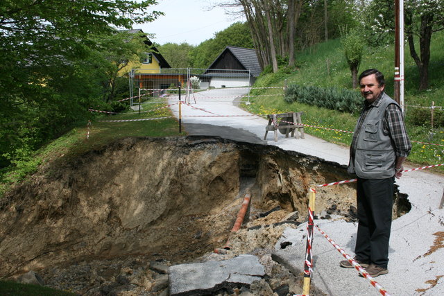 Anrainer Gerhard Konrad darf sein Haus weiterhin nicht benützen.