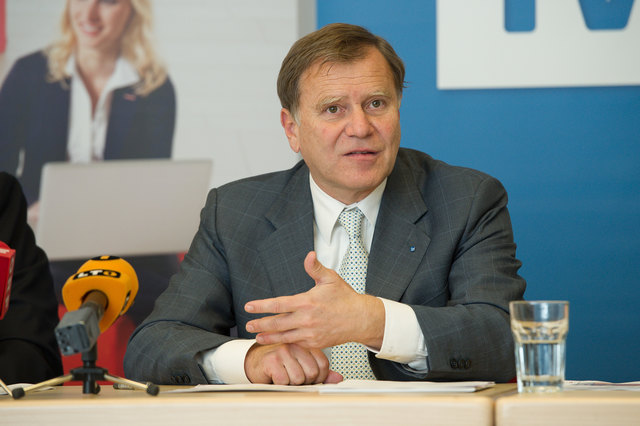 Klaus Pöttinger tritt nach neun Jahren als oö Industriellenvereinigungs-Präsidenten nicht mehr zur Wahl an - als Nachfolger wurde Axel Greiner vorgeschlagen. Er ist Vorsitzender des Familiengesellschafterrates der Greiner Gruppe.