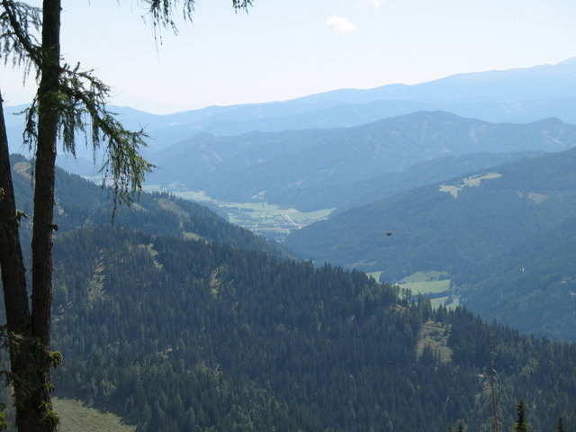 Blick von einer Bretsteiner Alm Richtung Möderbrugg