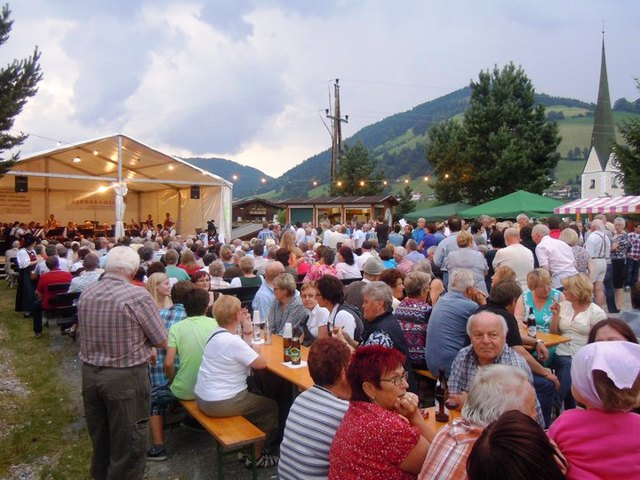 * Diese Seite wird durch reCAPTCHA geschtzt und die Google Datenschutzbestimmungen und Nutzungsbedingungen treffen zu. Frhstckspension Stabler - Hopfgarten im Brixental
