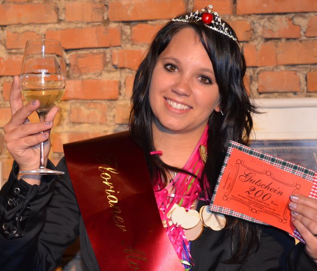 Tamara Lechner - Florianer Mostprinzessin 2013
