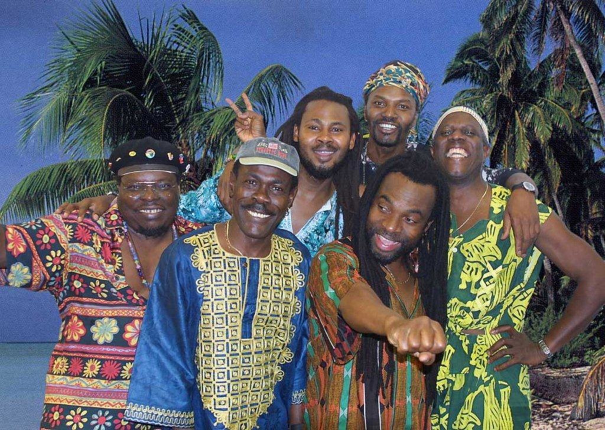 VITAMIN X African Rhythums and Roots ReggaeBand mit Kultstatus