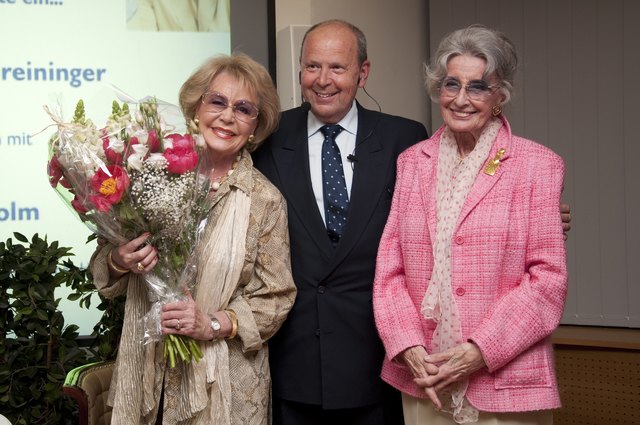 Renate Holm (+), August Breininger, Lotte Tobisch (+) | Foto: Wellenhofer