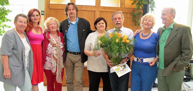 auf dem Foto u. a.: SHARIN, E-GR Günther Scheider, GRin Ulrike Herzig, Jan Meijboom und Erwin Dorfer