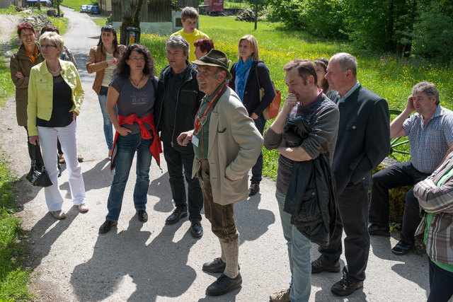 Die Teilnehmer waren sehr beeindruckt von dem vielfältigen kulturellen Angebot im Steyrtal wie z. B. im Freilichtmuseum Schmiedleithen unter der fachkundigen Führung von Heinrich Seufer-Wasserthal, der selbst noch in der Sensenerzeugung gearbeitet hat. | Foto: T-Man