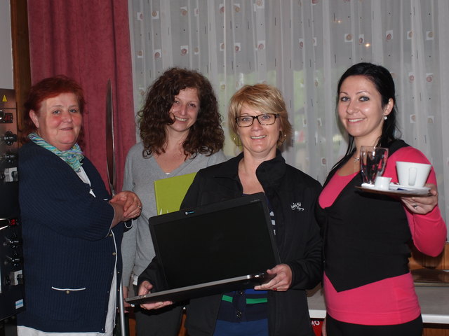Frauen-Quartett: Monika Prikrznik, Heidemarie Miklin, Doris Bergmann, Kangaa Posan (von links) | Foto: KK