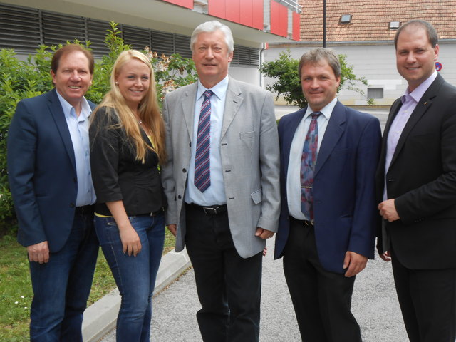 Für die kommende Nationalratswahl gerüstet: Julia Wagentristl, Vinzenz Jobst und Ing. Johannes Weghofer. | Foto: ÖVP