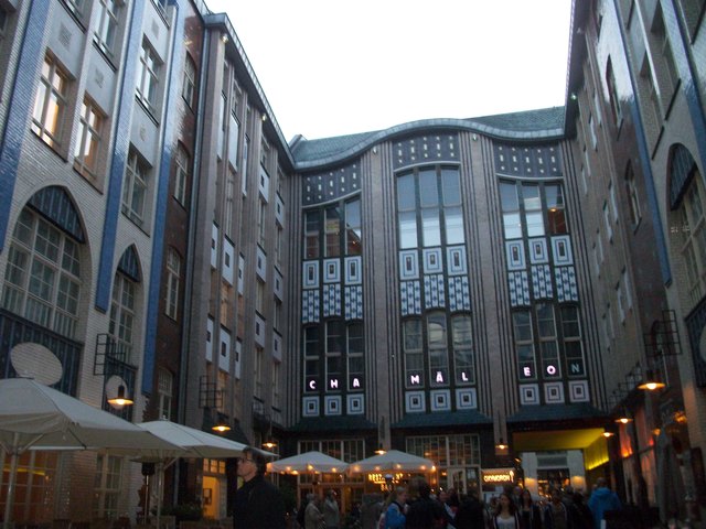 ..die Hackeschen Höfe