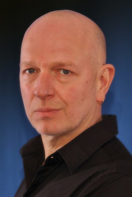 Tänzer, Sänger, Choreograf und Leiter der Musicalfactory: Dirk Smits