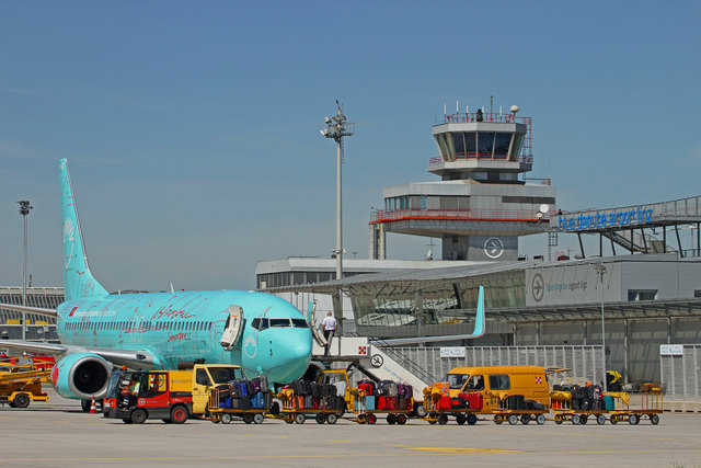 Vom Check-in zum Gate sind es am blue danube airport nur 67 Meter, zum Flugzeug nur noch ein Katzensprung. | Foto: blue danube airport linz