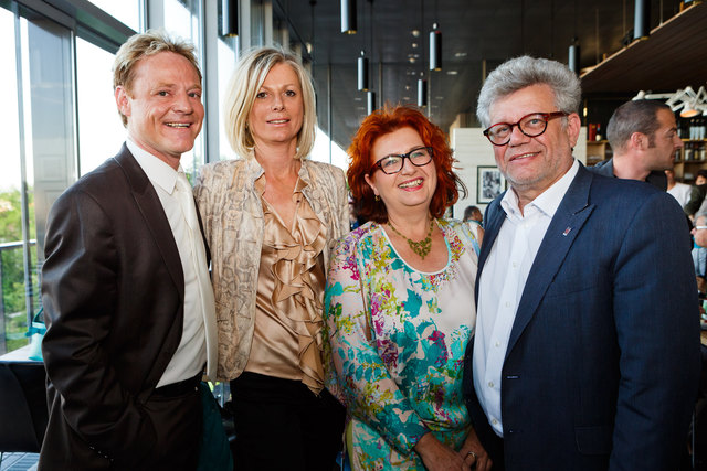 V. li.: Thomas Altendorfer, Petra Reindl, Edith Putschögl und Museumsdirektor Walter Putschögl | Foto: cityfoto.at