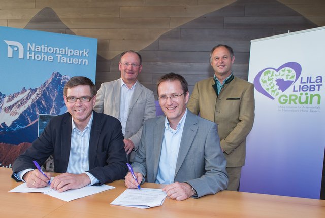 Starten wieder eine gemeinsame Initiative: Vertreter von Nationalpark Hohe Tauern und Milka. | Foto: Mondelez