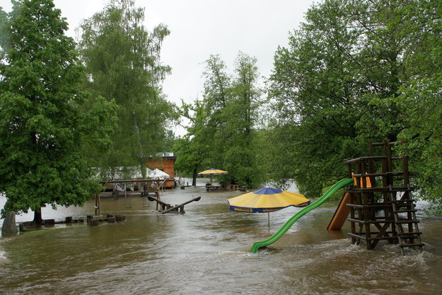 Die überflutete Badewiese auf der Kranzling.