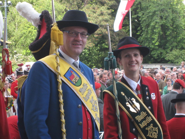 Die beiden Stabführer Friedrich Maurer (Neumarkt) und Sabine Rudlstorfer (Leopoldschlag).