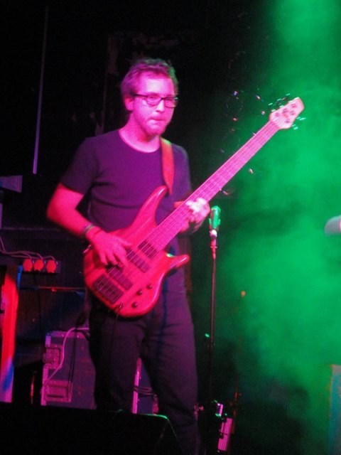 Lukas Staudinger aus Steinbach am Ziehberg am E-Bass