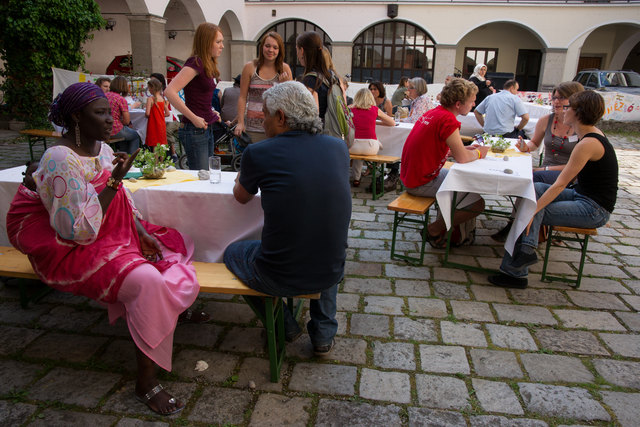 Sprachcafe mit „Markt der Fertigkeiten“ im Dominikanerhaus Steyr.