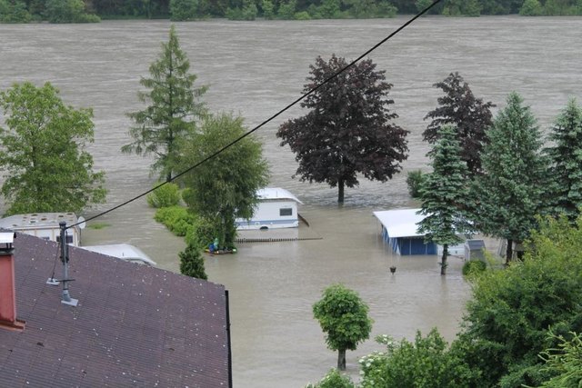 In Wesenufer sortge das Donauhochwasser für eine Menge Verwüstung.