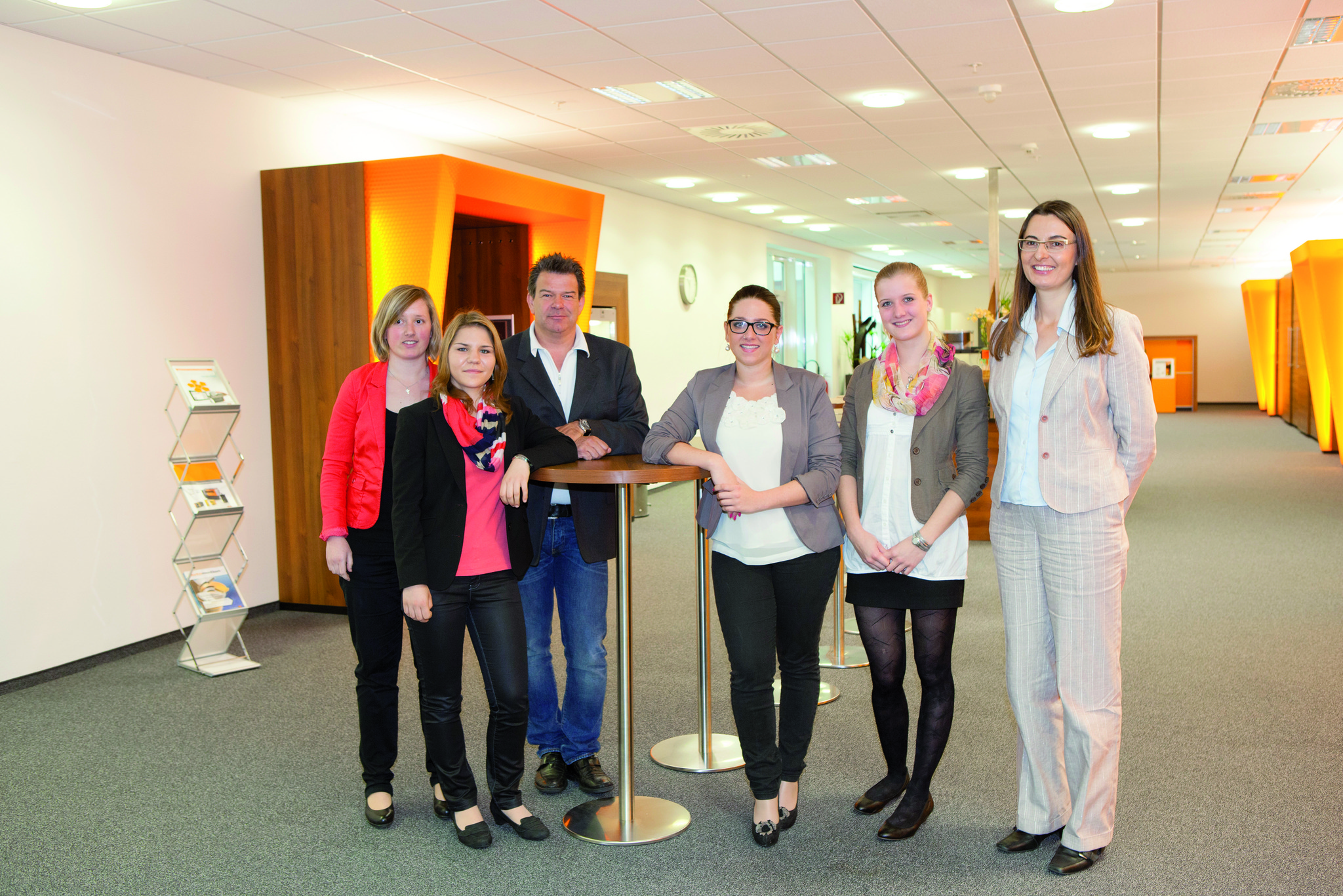 Maturantinnen schulen Mitarbeiter von B&R - Braunau