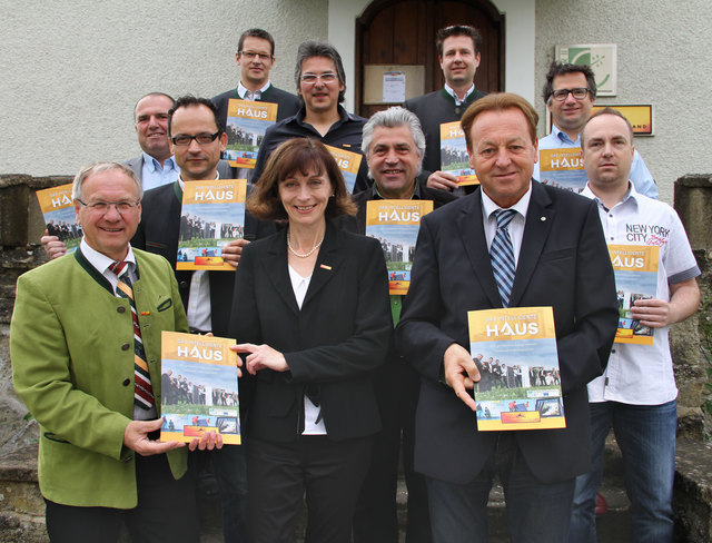 Intelligente Gemeinschaft mit Regionsverantwortlichen: Sieben Vulkanland-Betriebe machen Häuser zukunftsfit.