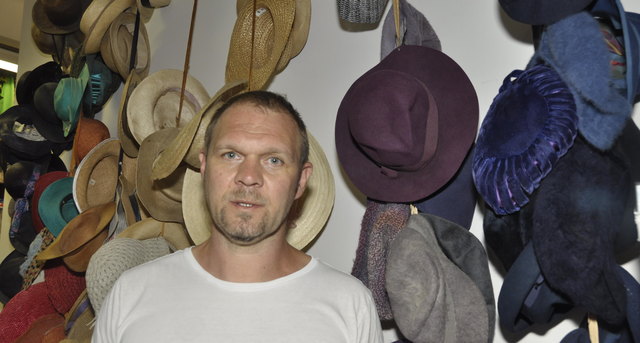 Geschäftsführer Mathias Lippitsch:: alles muss raus- trenne mich gerne von den "alten Hüten"