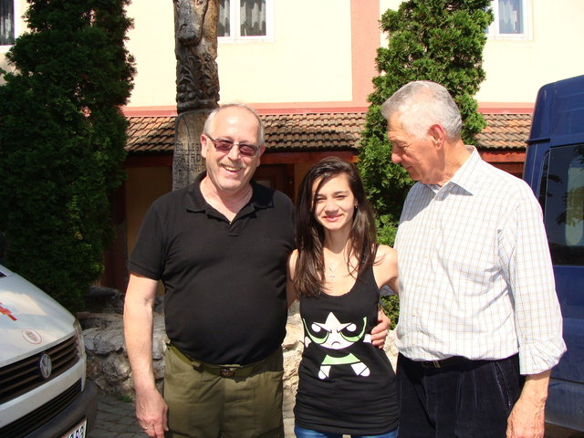 Kann wieder durchstarten: Casandra mit Stefan Radnoti und Großprior Manfred Augustin (r.). | Foto: KK