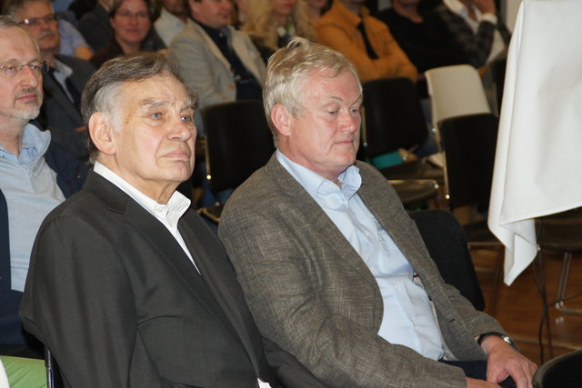Architekt Hans Puchhammer mit "seinem Studenten" Architekt Josef Schütz.