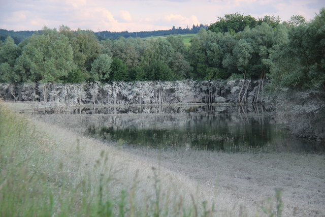 Das Wasser hat gespenstische Spuren hinterlassen.