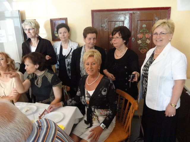 Arbeitskolleginnen unter sich, Frau Kronawetter, Frau Logar, Frau Freitag, Frau Hübler, Frau Elfriede Pöcher und vorne Frau Steindl, geborene Pressinger