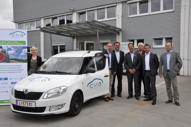 Von li.: Nina Maria Kainz (Automobil-Cluster, Projektleitung), Bürgermeister Gerald Hackl, Alfred Kremsmayr (Geschäftsleitung Kommunalbetriebe Steyr), Walter Ortner (Geschäftsführung TIC Steyr), Vizebürgermeister Wilhelm Hauser, Wolfgang Komatz (Geschäftsführung Automobil Cluster) und Andreas Hubinger (TIC Steyr, Leitung Innovationmanagment). | Foto: Magistrat Steyr