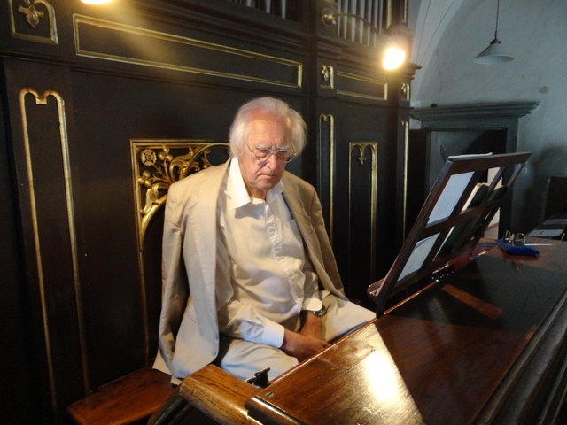 Prof. Herbert Kapfer ein treuer Freund des Stadtpfarrkirchenchores St. Nikolaus zu Straßburg