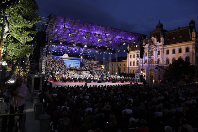 Am Kongressplatz in Laibach wird am 27. Juni das "Ljubljana Festival" glanzvoll eröffnet | Foto: ljubljanafestival.si