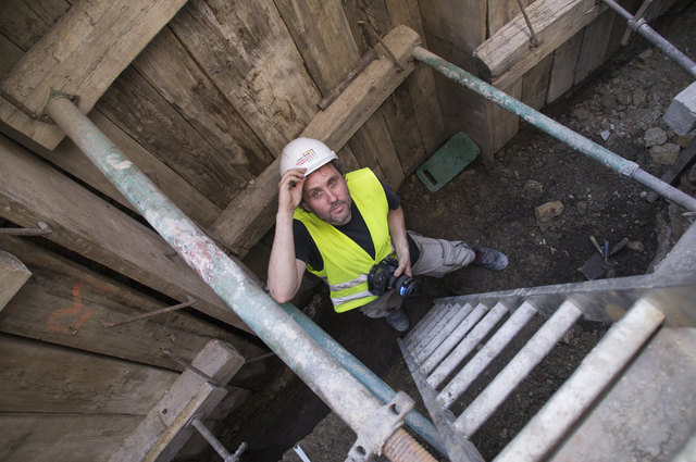 Archäologe Martin Mosser bei den Grabungen in der Bognergasse.