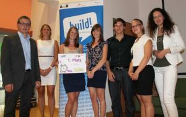 (v.l.n.r.): DI Erich Hartlieb (FH Kärnten), Theresa Ganglhoff, Zich Yvonne, Stephanie Jaritz, Benjamin Schnögl, Rumpf Corinna, Mag. Karin Ibovnik (build! Gründerzentrum Kärnten).
