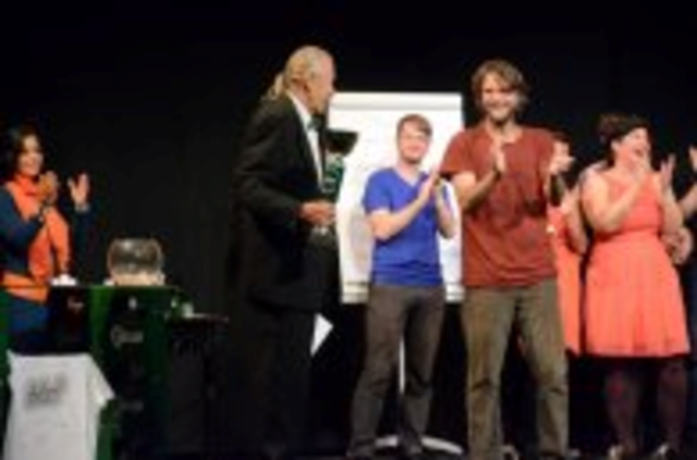 ö-slam Champion Klaus Lederwasch (4. v. r.) ist dabei!