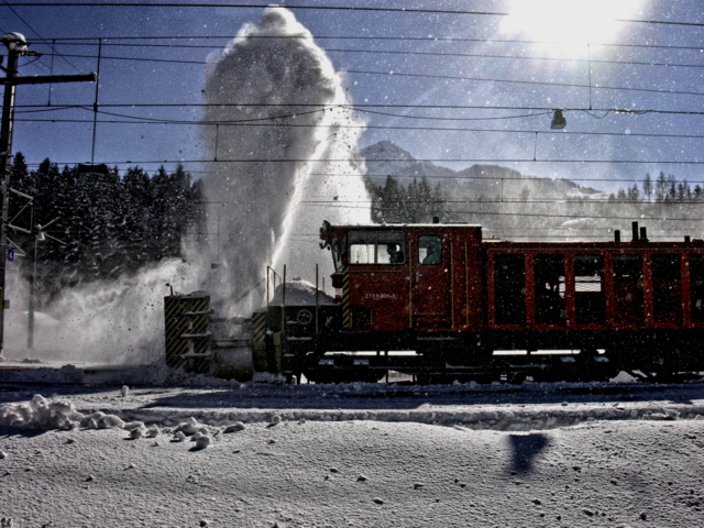ÖBB Schneeschleuder  2180 im Einsatz