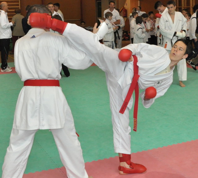 Bei seinem letzten Kampf in Salzburg kämpfte Niklas mit einer Verletzung. Doch bis zu seinem nächsten Turnier wird er wieder durchstarten.