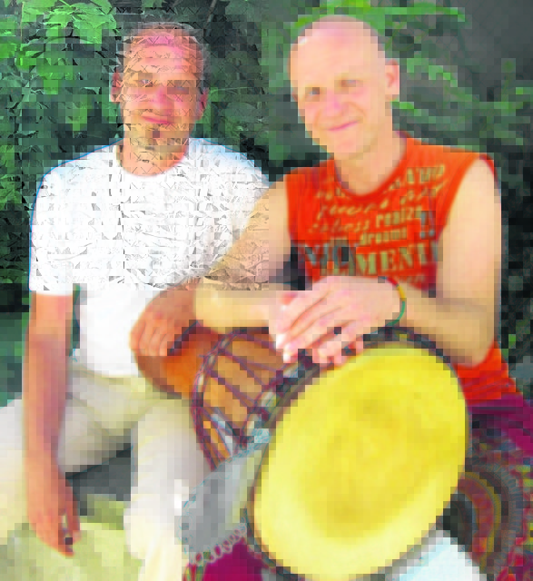 Zum zweiten Mal laden Thomas Passegger und Helmut Oberlojer zu einer musikalischen Reise ins Haus der Elemente